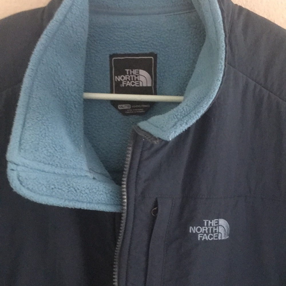Northface XXL - Picture 2 of 5